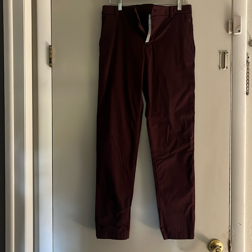 Lululemon burgundy pants tall